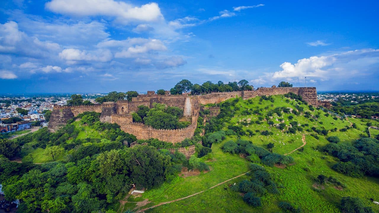 Jhansi Fort destination